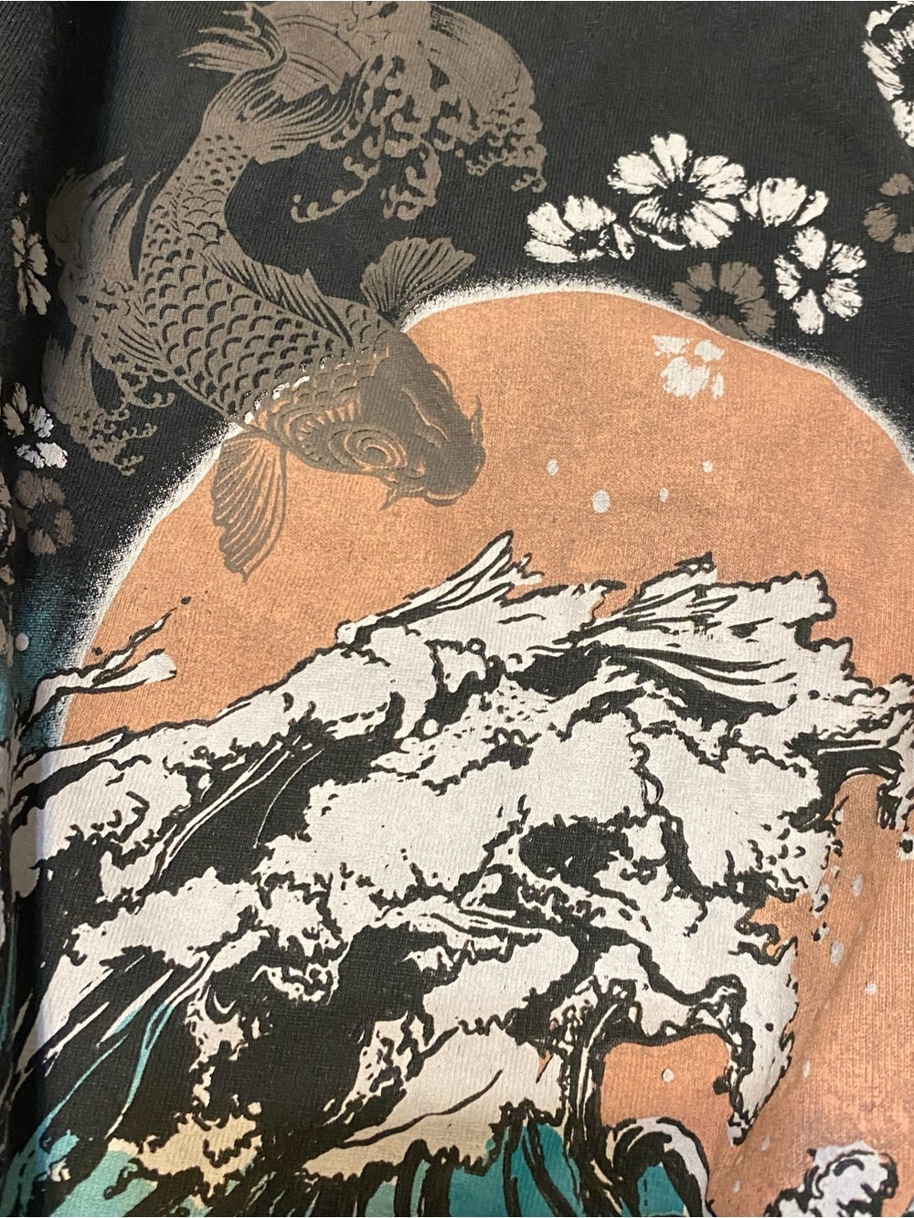 {Urban Outfitters | BDG} Koi Fish Long Sleeve Skate T-Shirt ~ Size Small - Picture 9 of 16
